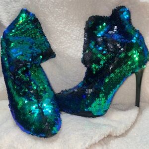 Heel boots